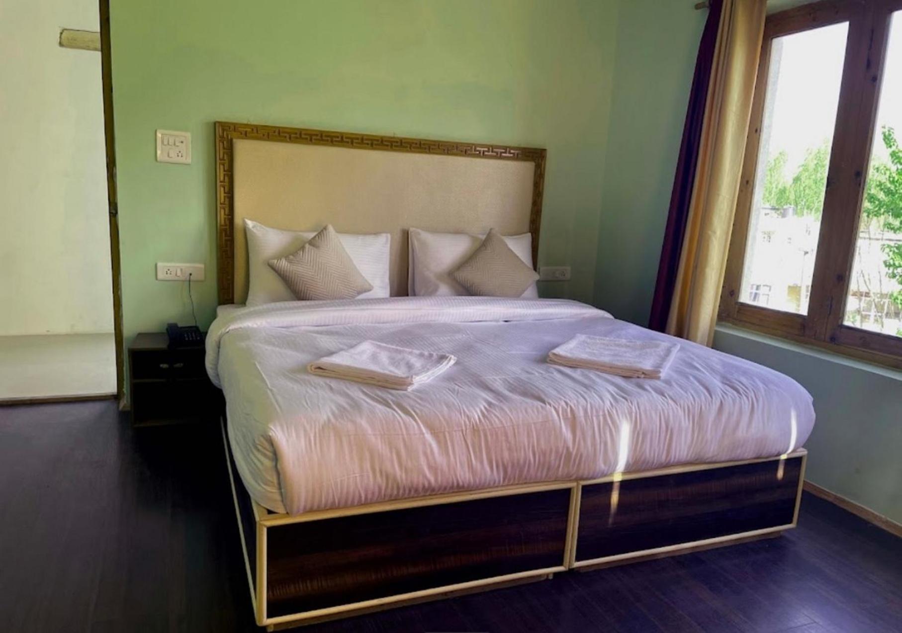 Tih Hotel Jorchung Léh Exteriér fotografie